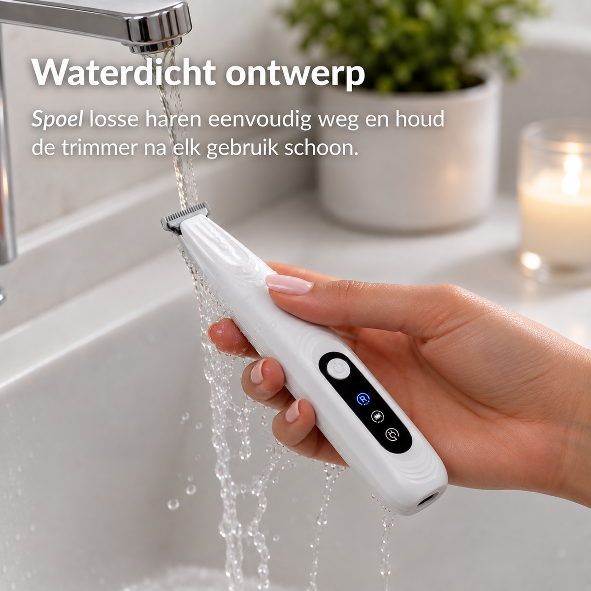 Waterbestendige TrimEase wordt onder de kraan schoongespoeld